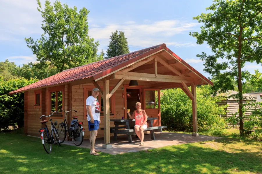 Holterberg Trekkershut de Luxe Buiten fietsen